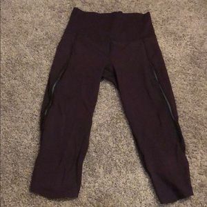 Lululemon knee length crop legging